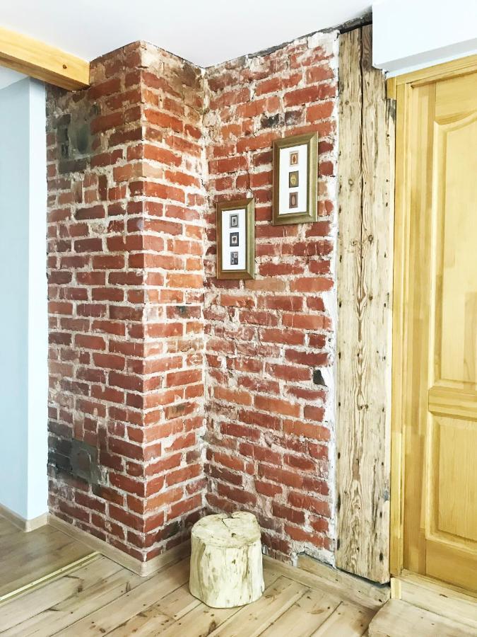 Apartamenti Starp Krastiem リエパーヤ エクステリア 写真
