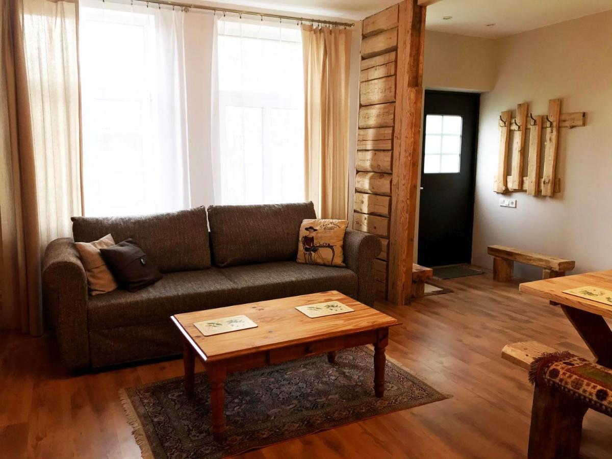 Apartamenti Starp Krastiem リエパーヤ エクステリア 写真