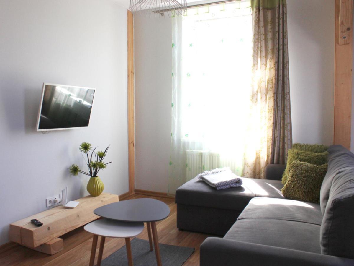 Apartamenti Starp Krastiem リエパーヤ エクステリア 写真